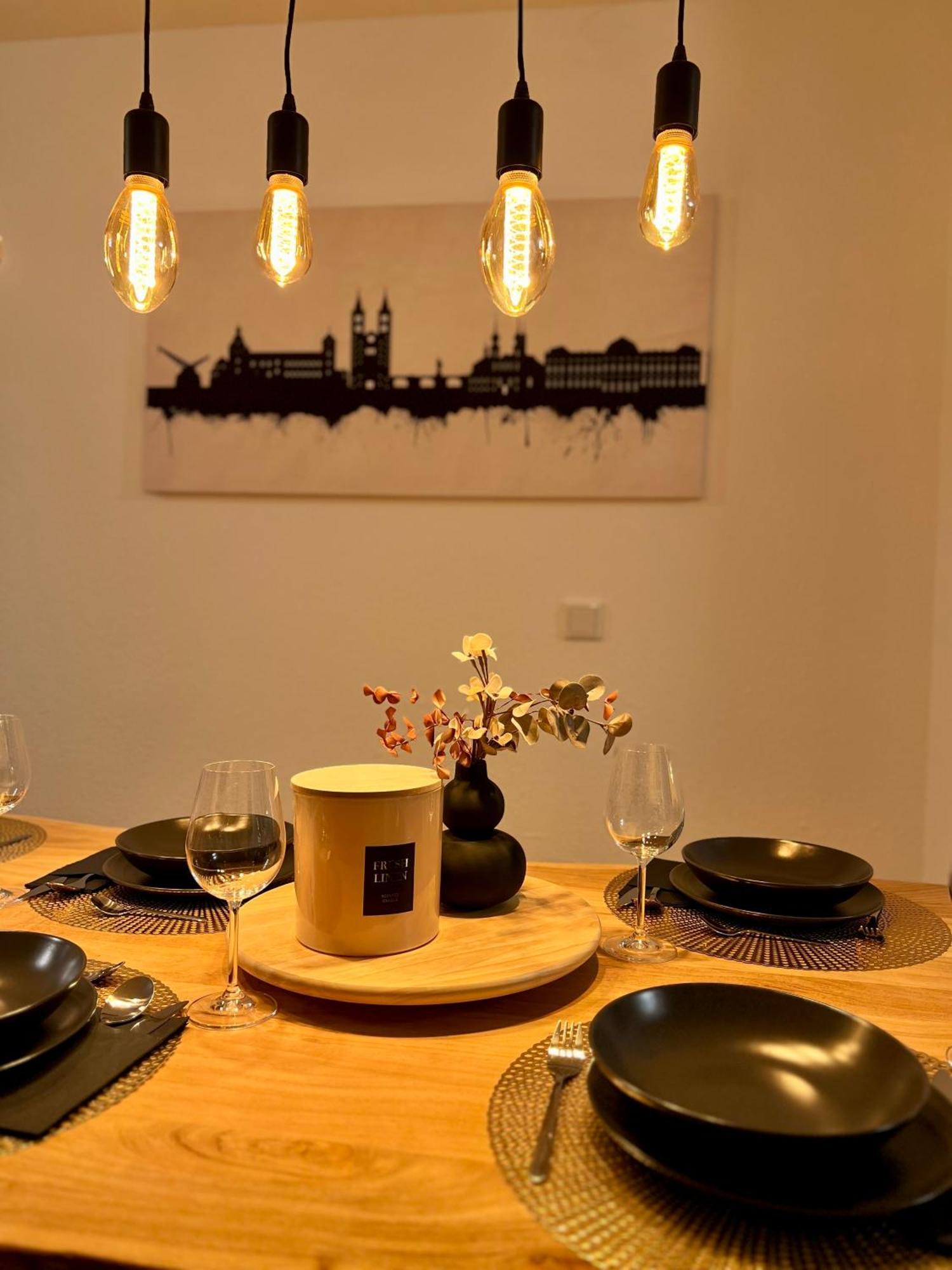 Апартаменты Main Cozy Casa Am Ringpark Free Parking Вюрцбург Экстерьер фото
